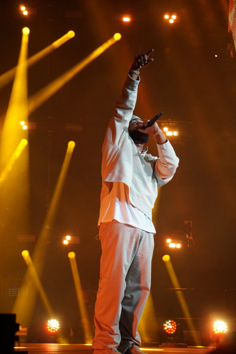ELADIO CARRIÓN 16