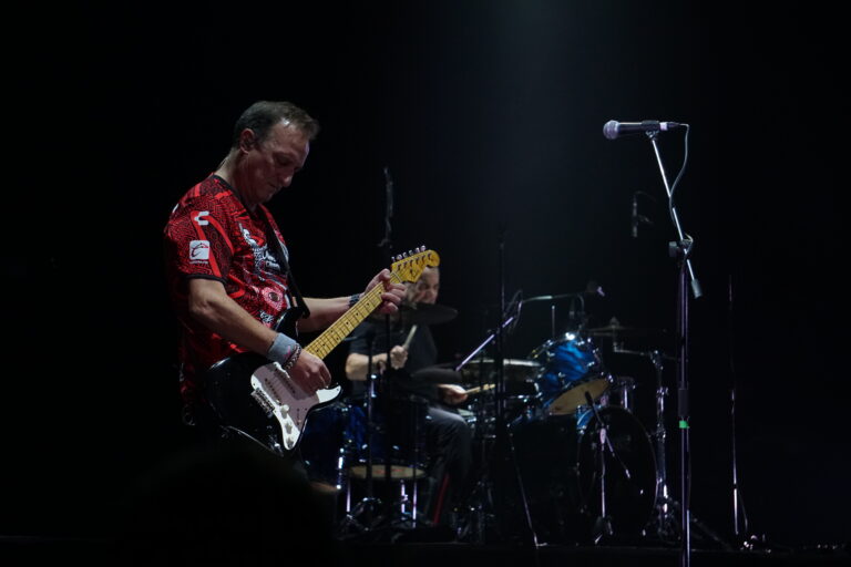 HOMBRES G 54