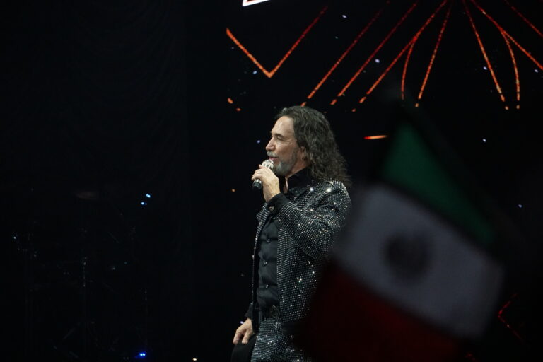 MARCO ANTONIO SOLIS 28