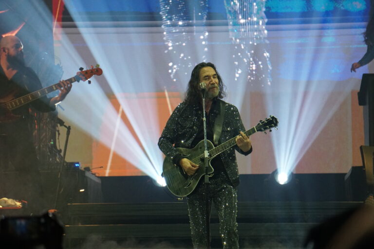 MARCO ANTONIO SOLIS 33