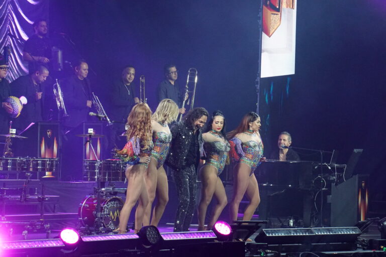 MARCO ANTONIO SOLIS 36
