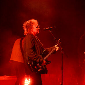 THE CURE 8