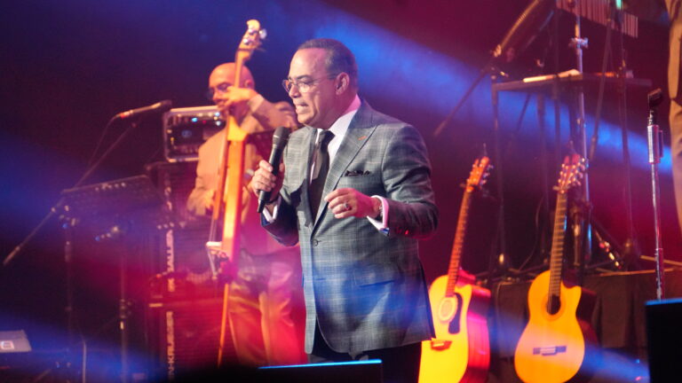 GILBERTO SANTA ROSA 3