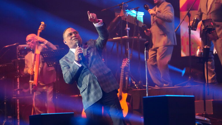 GILBERTO SANTA ROSA 4