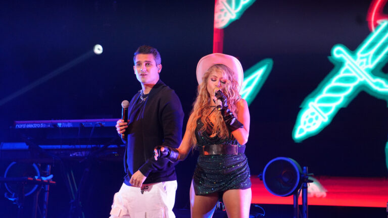 PAULINA RUBIO 19