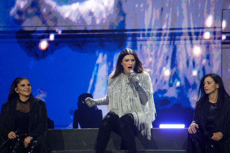 LAURA PAUSINI 4