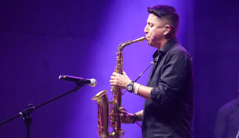 SIN MERENGUE NO HAY FIESTA, DANNY MARÍN Y SUS AMIGOS 28