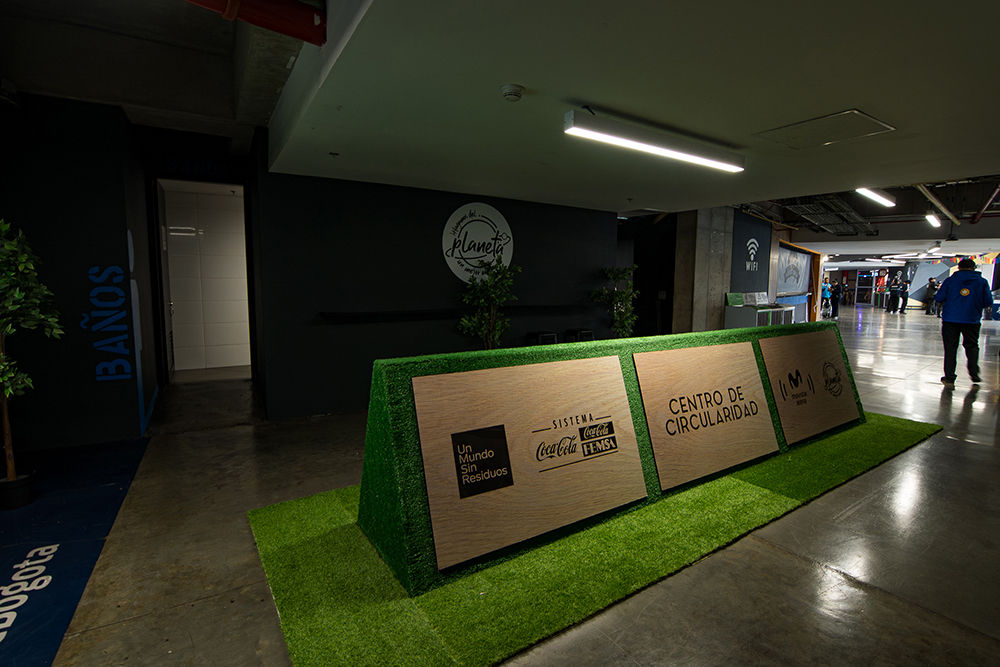 Bosque Movistar Arena 21