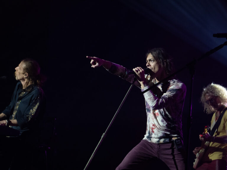 FOREIGNER 14