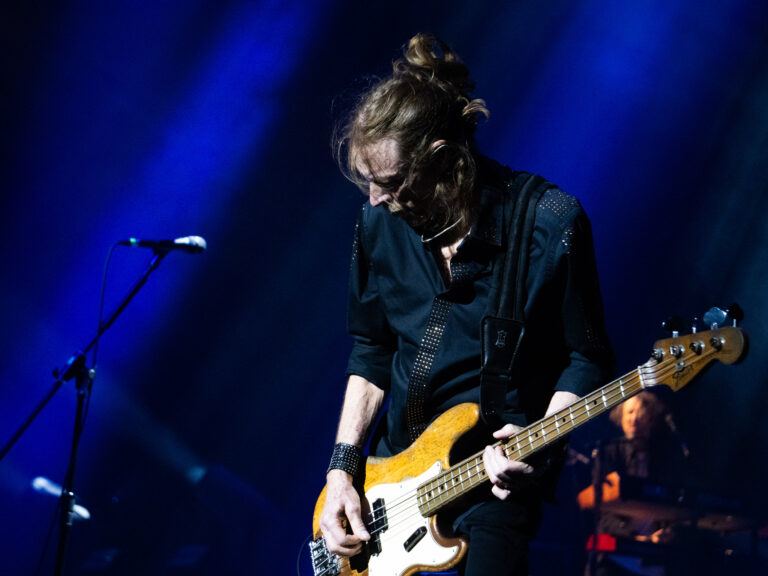 FOREIGNER 7