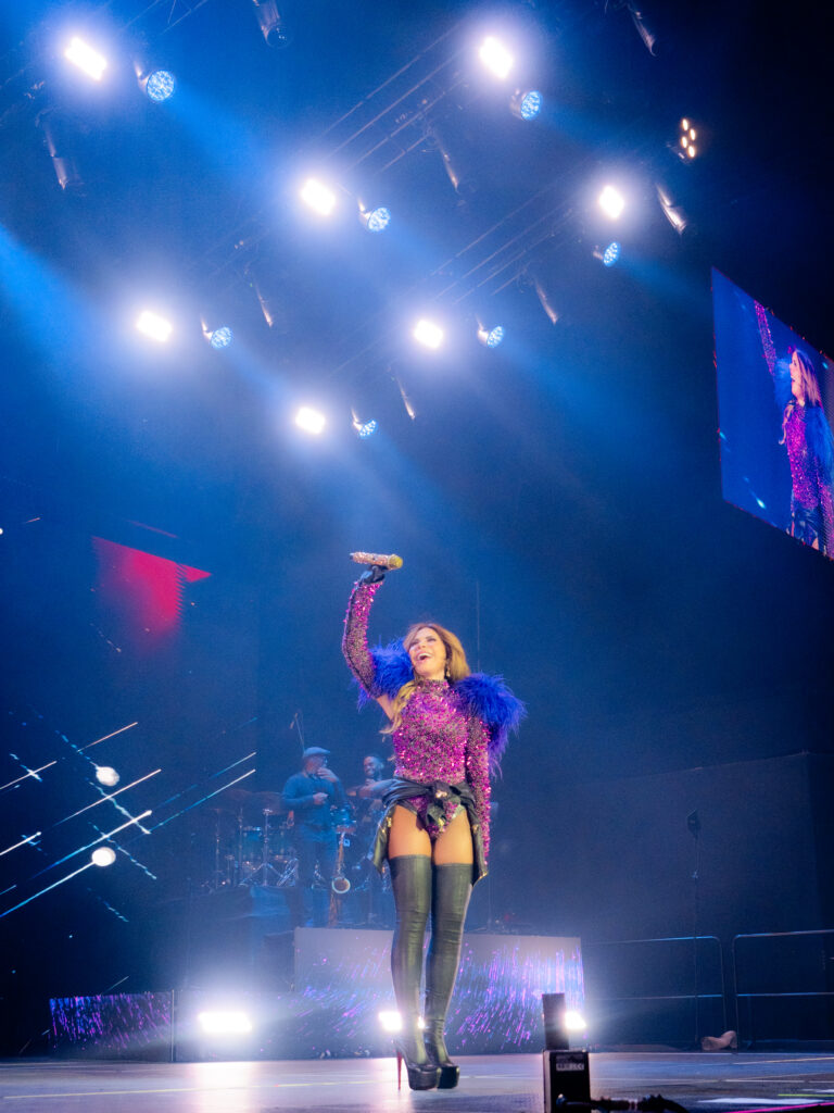 GLORIA TREVI 33