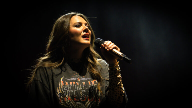 jesse-joy (15)