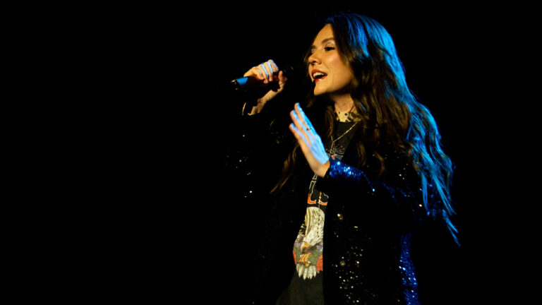 jesse-joy (5)