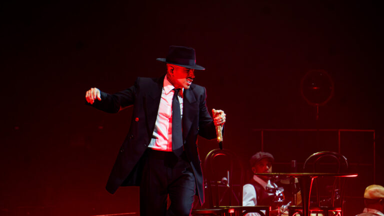 RAUW ALEJANDRO – COSA NUESTRA WORLD TOUR 29