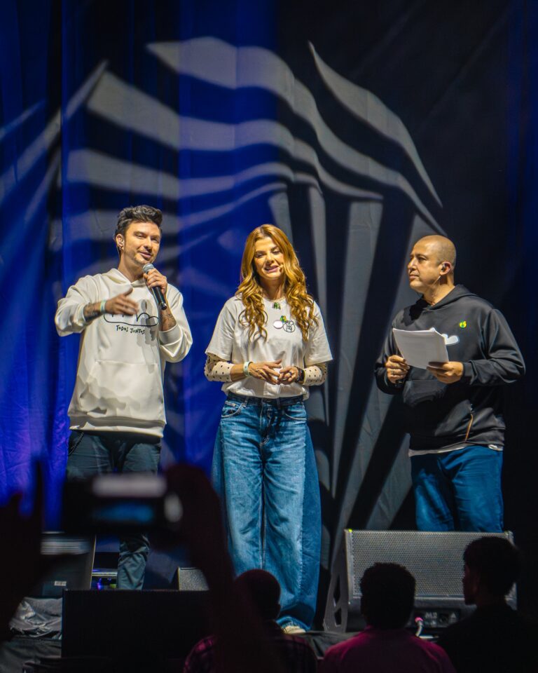 TODOS JUNTOS 2025 14