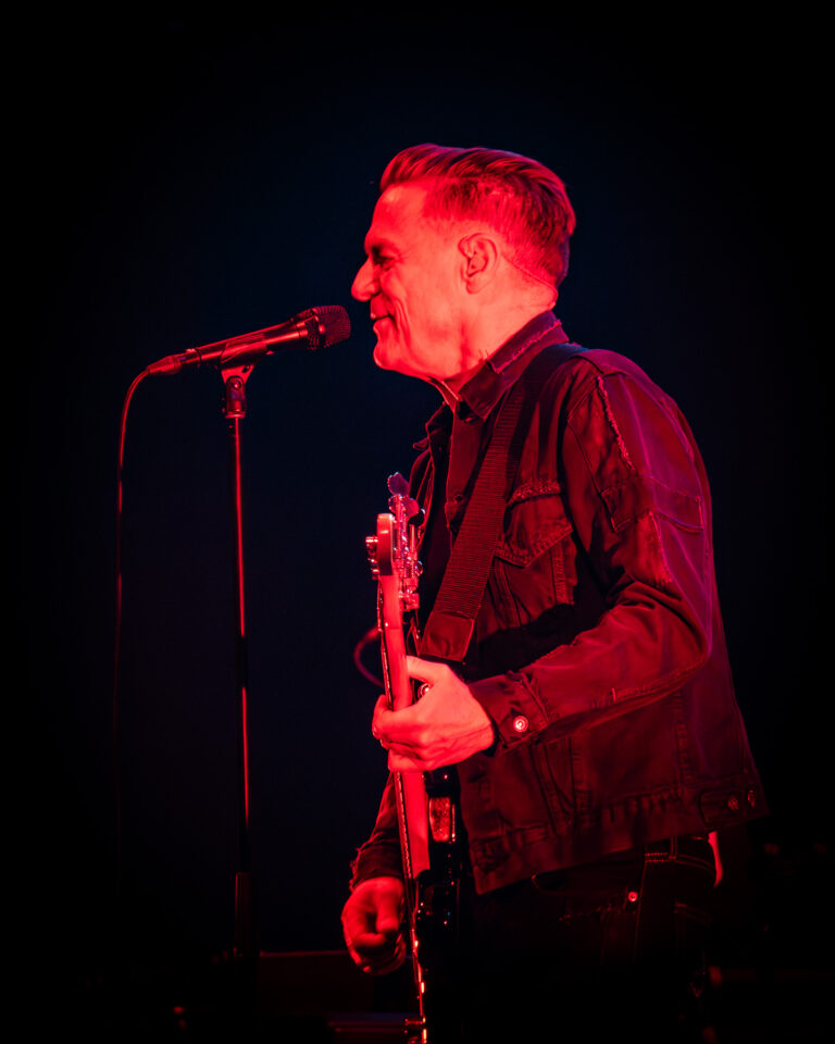 BRYAN ADAMS 1