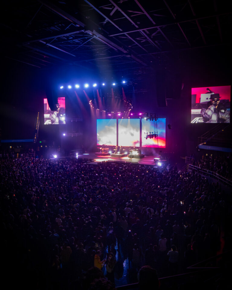 CRUDO MEANS RAW BOGOTA 2026 4