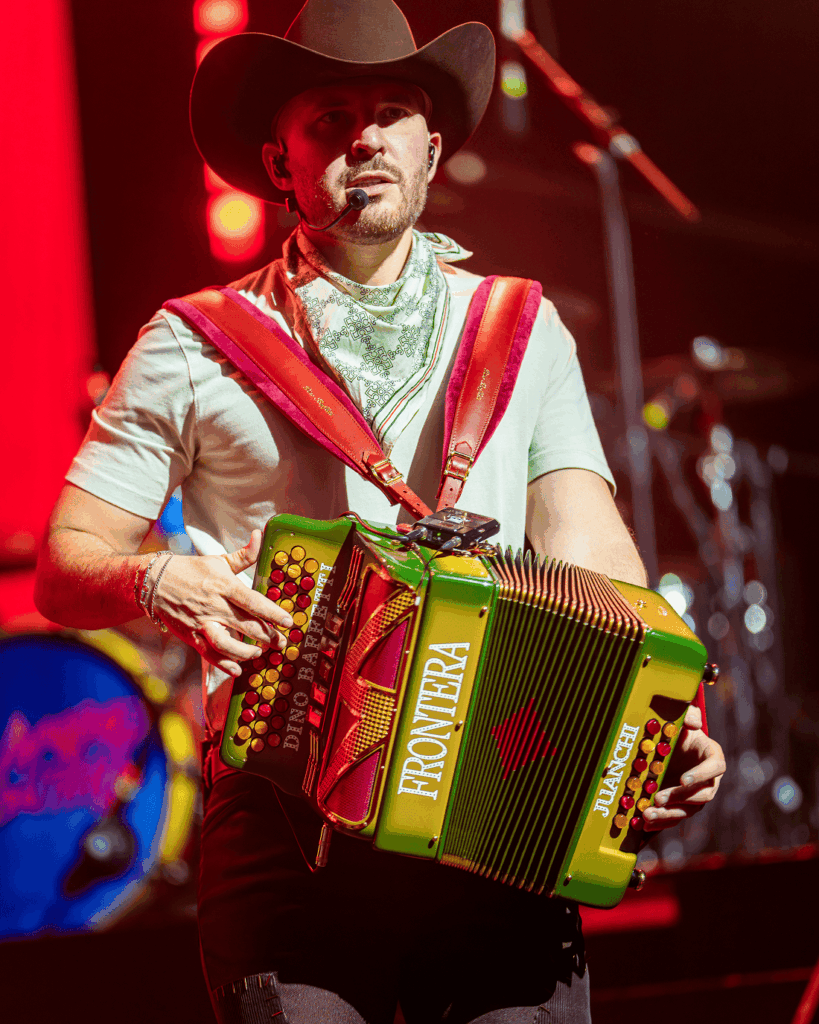 Grupo Frontera 14