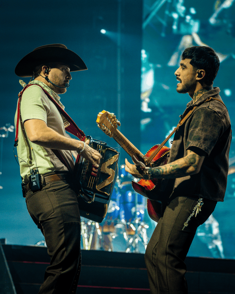 Grupo Frontera 8