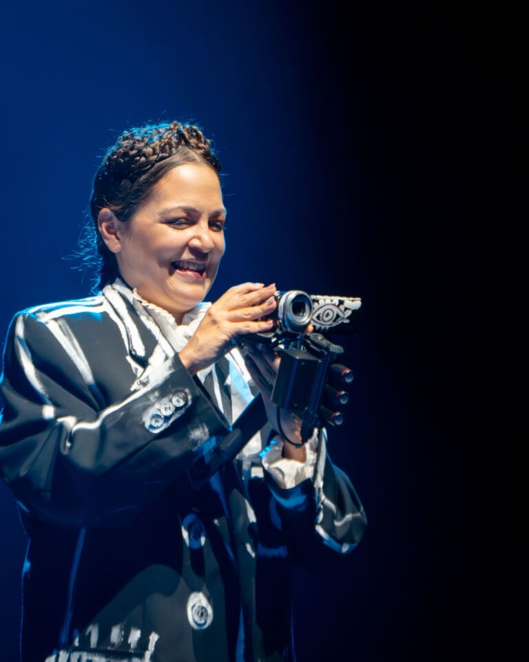 Natalia Lafourcade 56