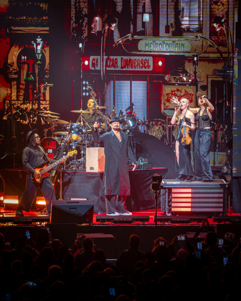 Ricardo Arjona 24